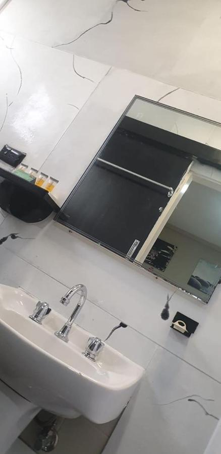 Smerdon Lodge Motel Horsham Esterno foto